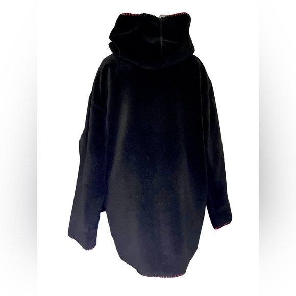 Denali Reversable After Ski Coat - Picture 5 of 8